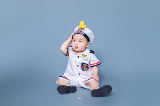 黄南宝宝老摇头怎么回事